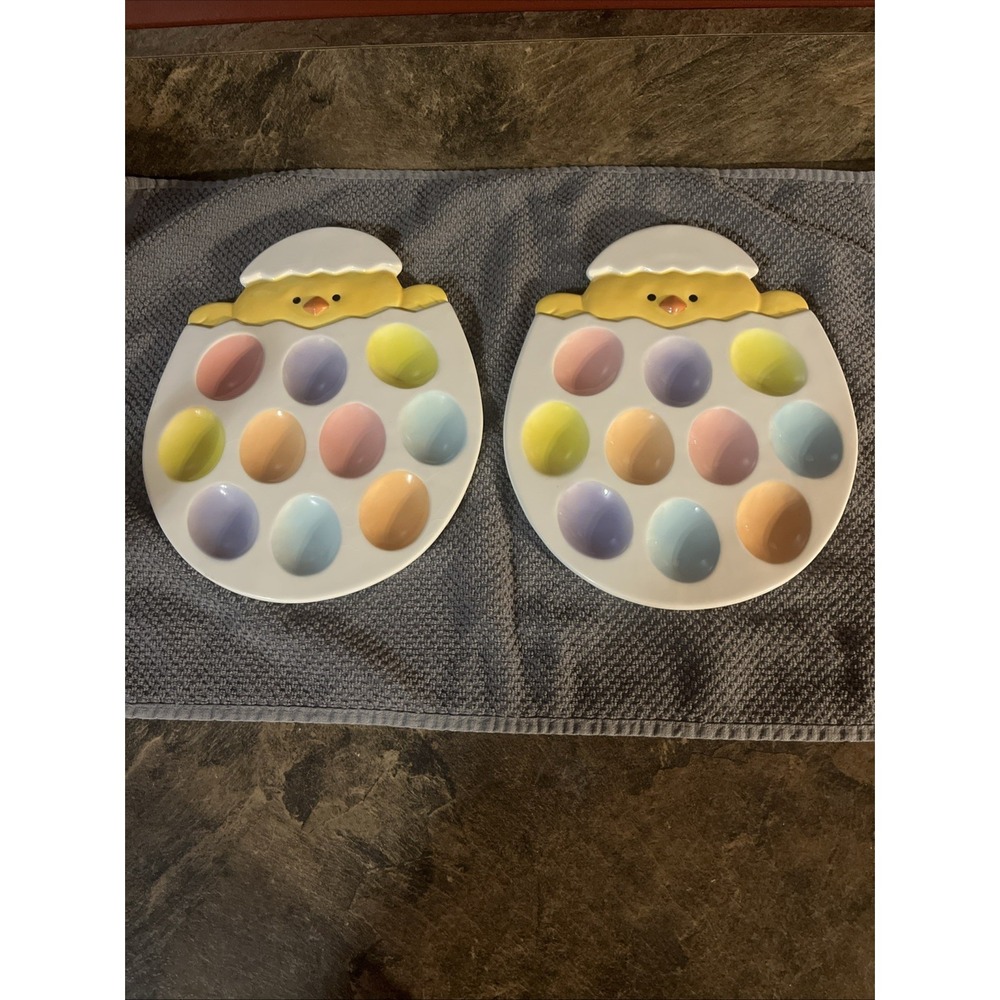 VTG Deviled Egg Platter 10-Slot Ceramic Pastel Multicolor Easter Chick .Set Of 2